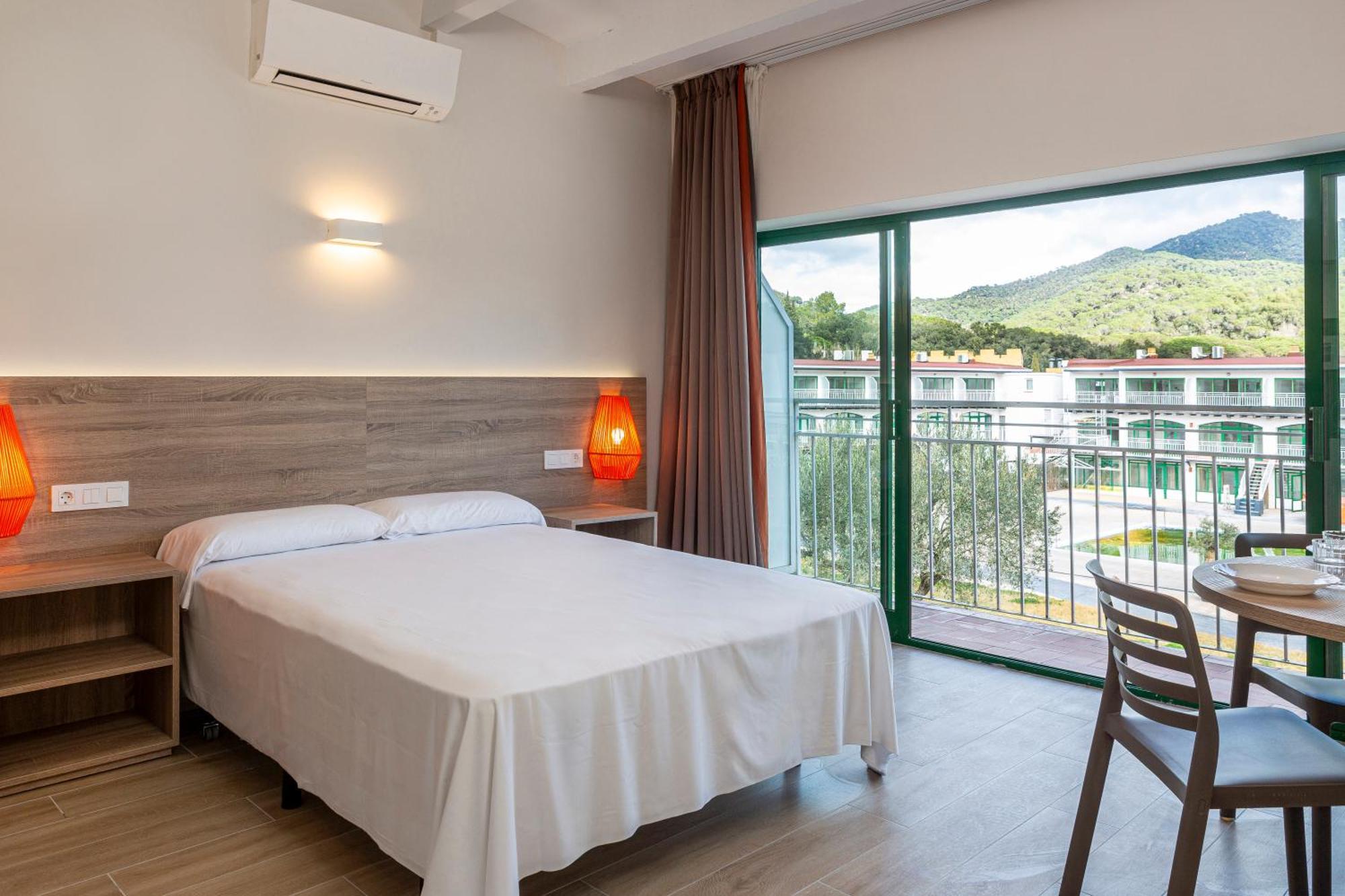Medplaya Aparthotel Sant Eloi トッサ・デ・マール エクステリア 写真
